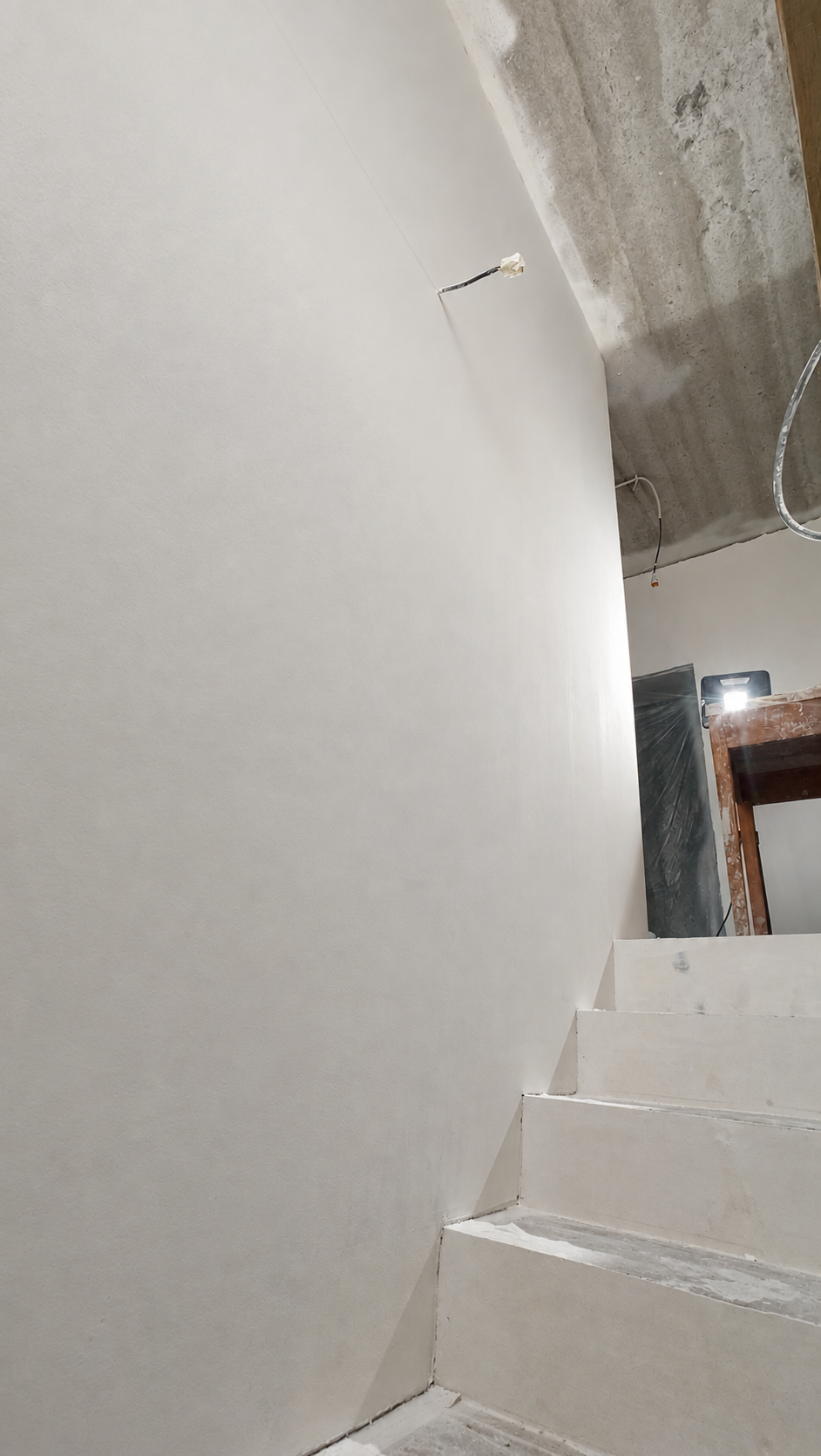 Малярные работы в доме 150 м² — Золотая долина — материал 4